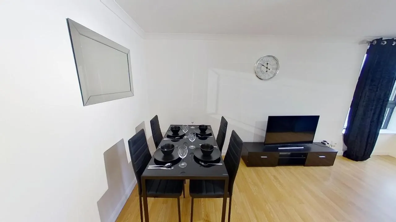 אברדין Orangeapartments Riverside Drive,5 Minutes From City Centre בריטניה